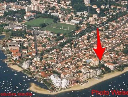 Maisonnette 300m Daire *