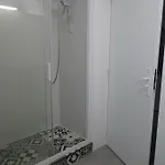 Maisonnette 300m *