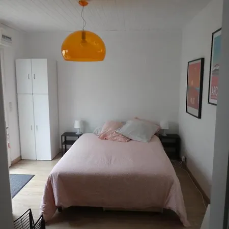 Maisonnette 300m Privatunterkunft *