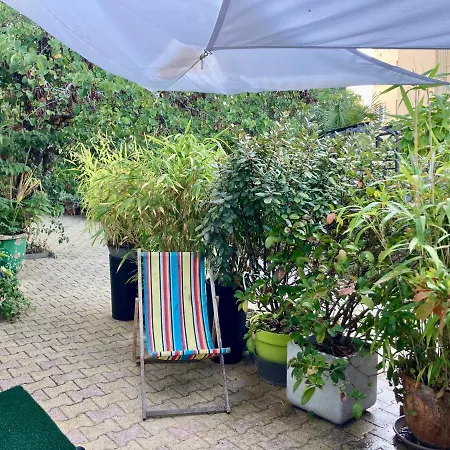 Maisonnette 300m آركاشو