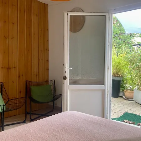 Maisonnette 300m Privatunterkunft *